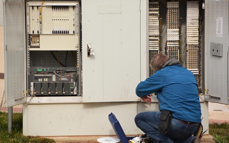 électricien de maintenance Magny-le-Hongre