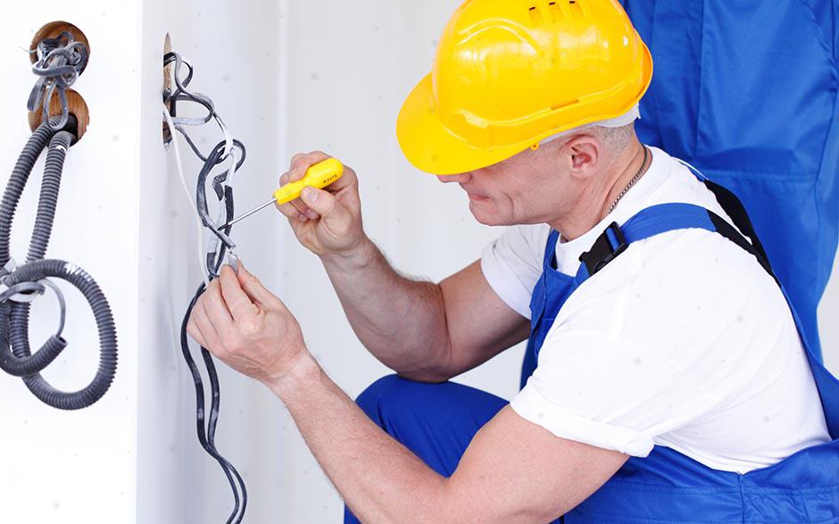 électricien de maintenance Magny-le-Hongre